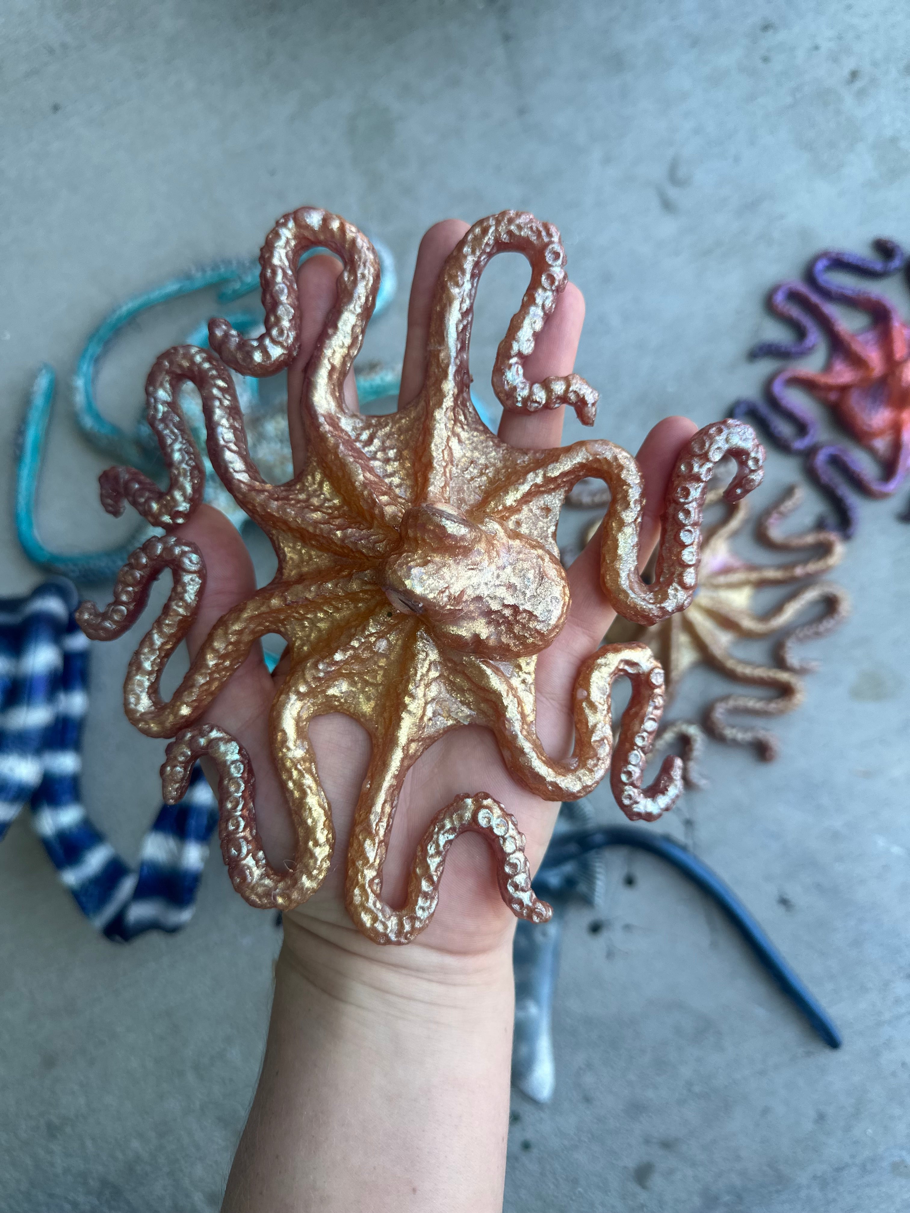 Pre-made Accessories/Dive Toys